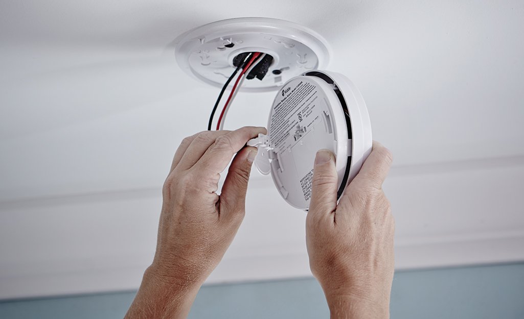 Smoke & CO Detector Replacement in Austin, TX | Remedy Electric | Best Electrical Services in Austin, TX